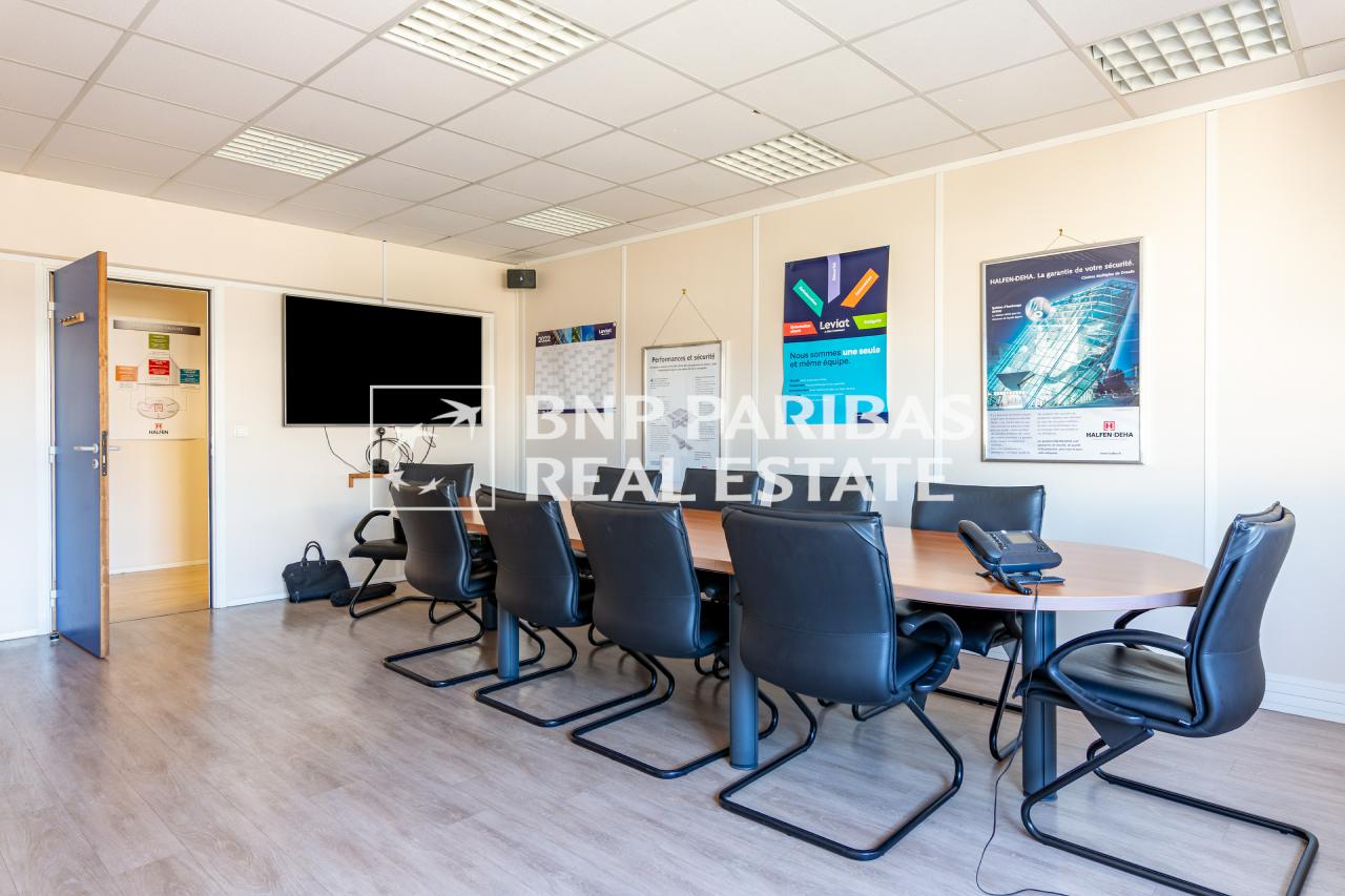 Bureau Paris 1076m² Location bureau Paris OLBUR2206157 3